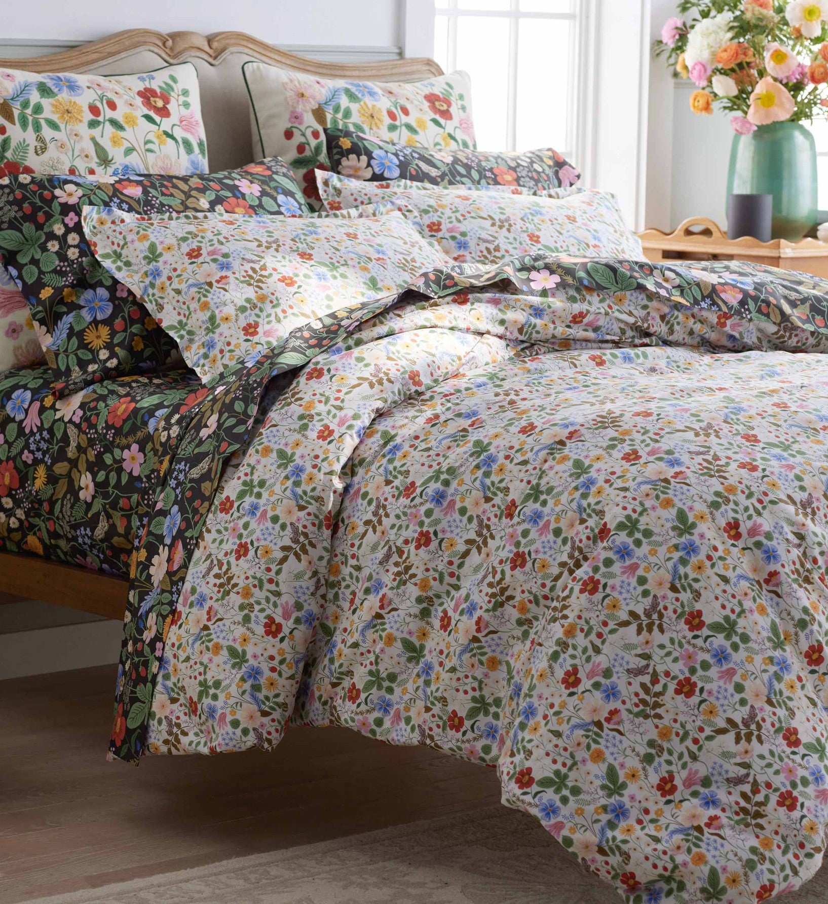 Percale Duvet Cover - Strawberry Fields White
