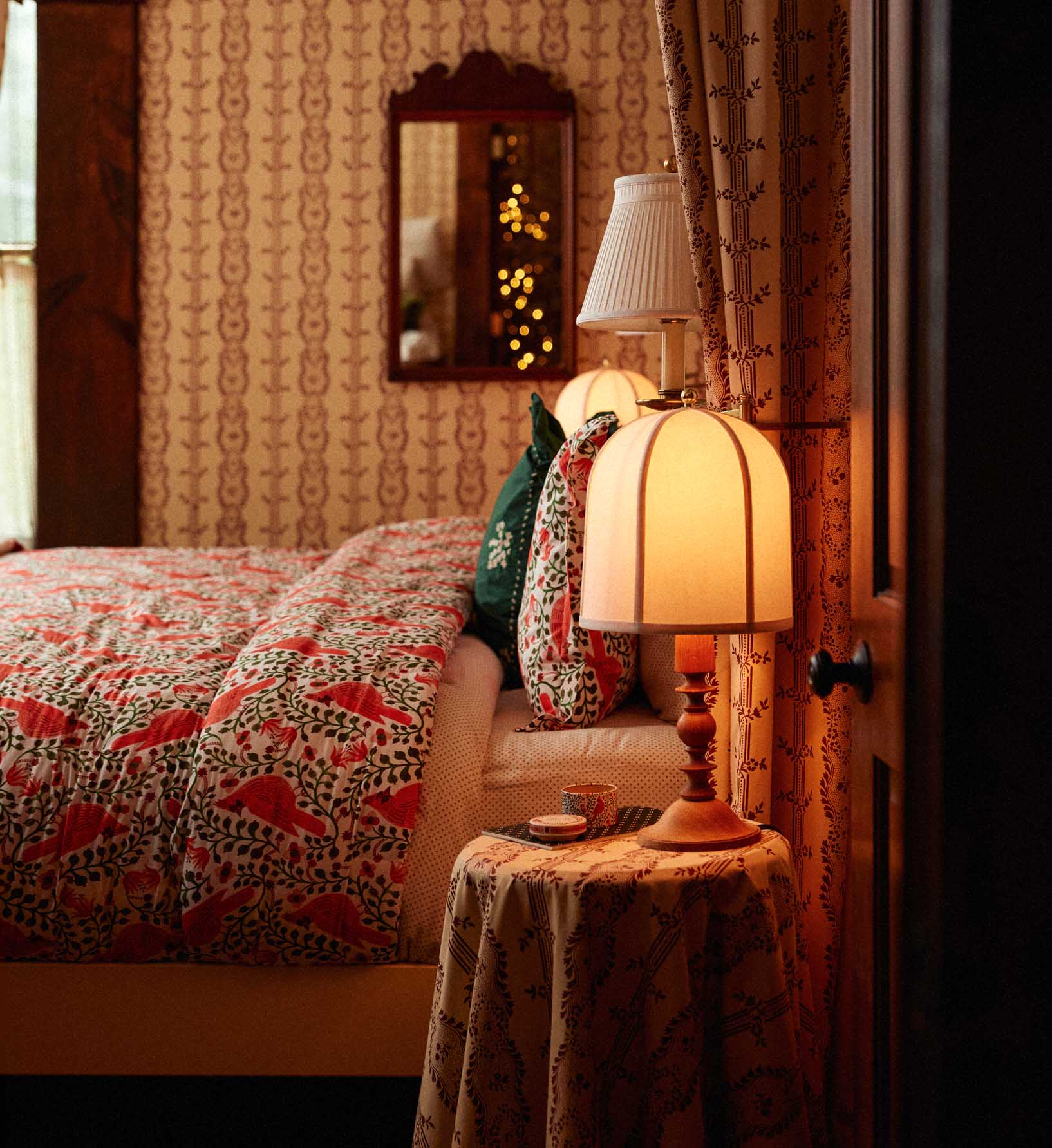 Percale Comforter - Cardinals