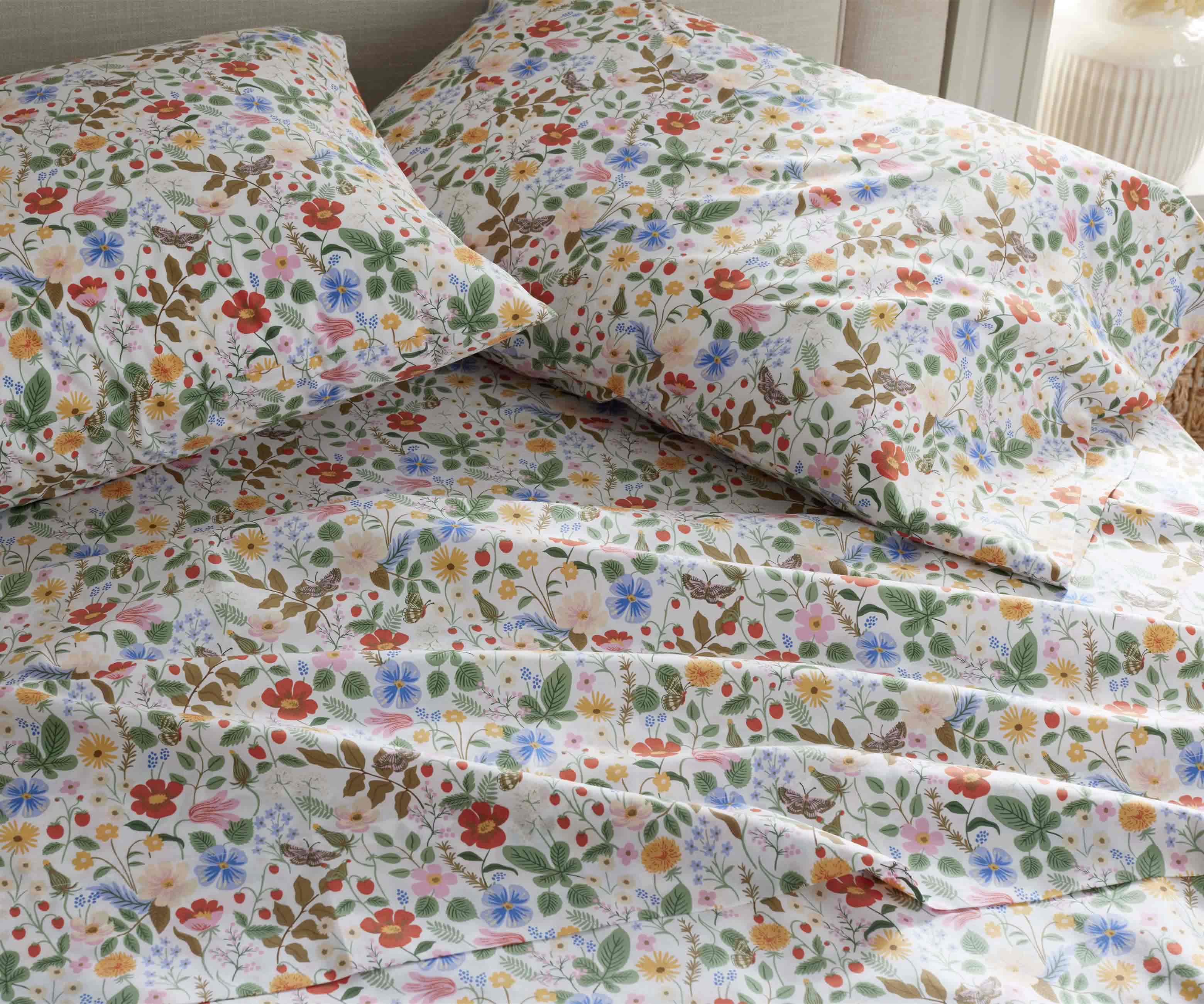 Percale Sheet Set - Strawberry Fields White