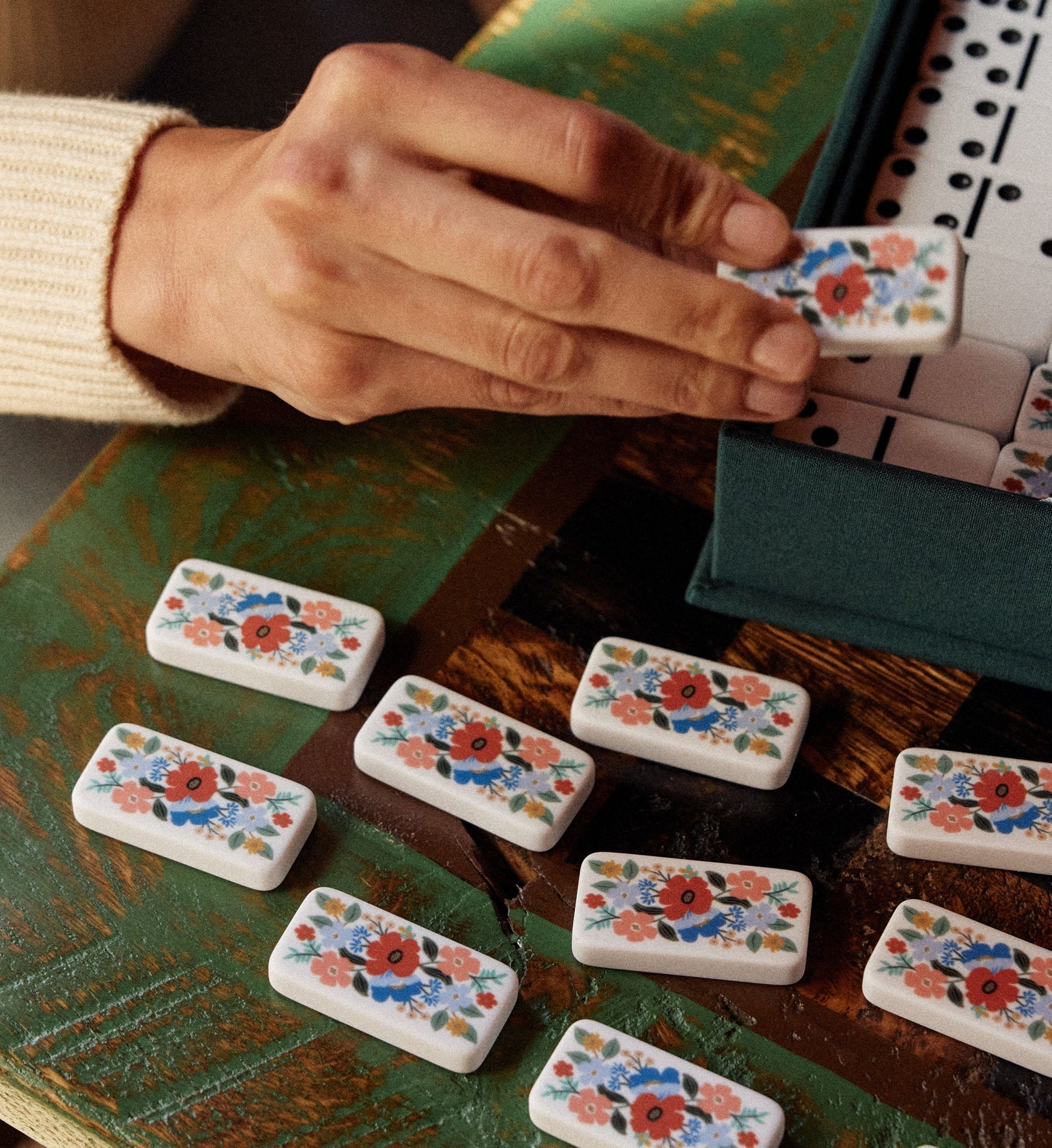 Domino Set - Strawberry Fields