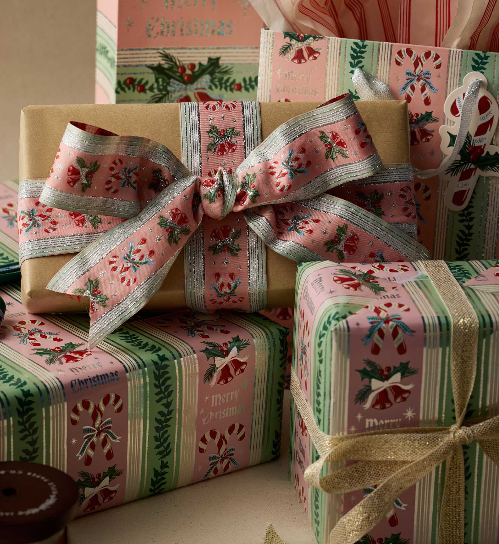 Holiday Wrapping Roll - Tinsel Tree