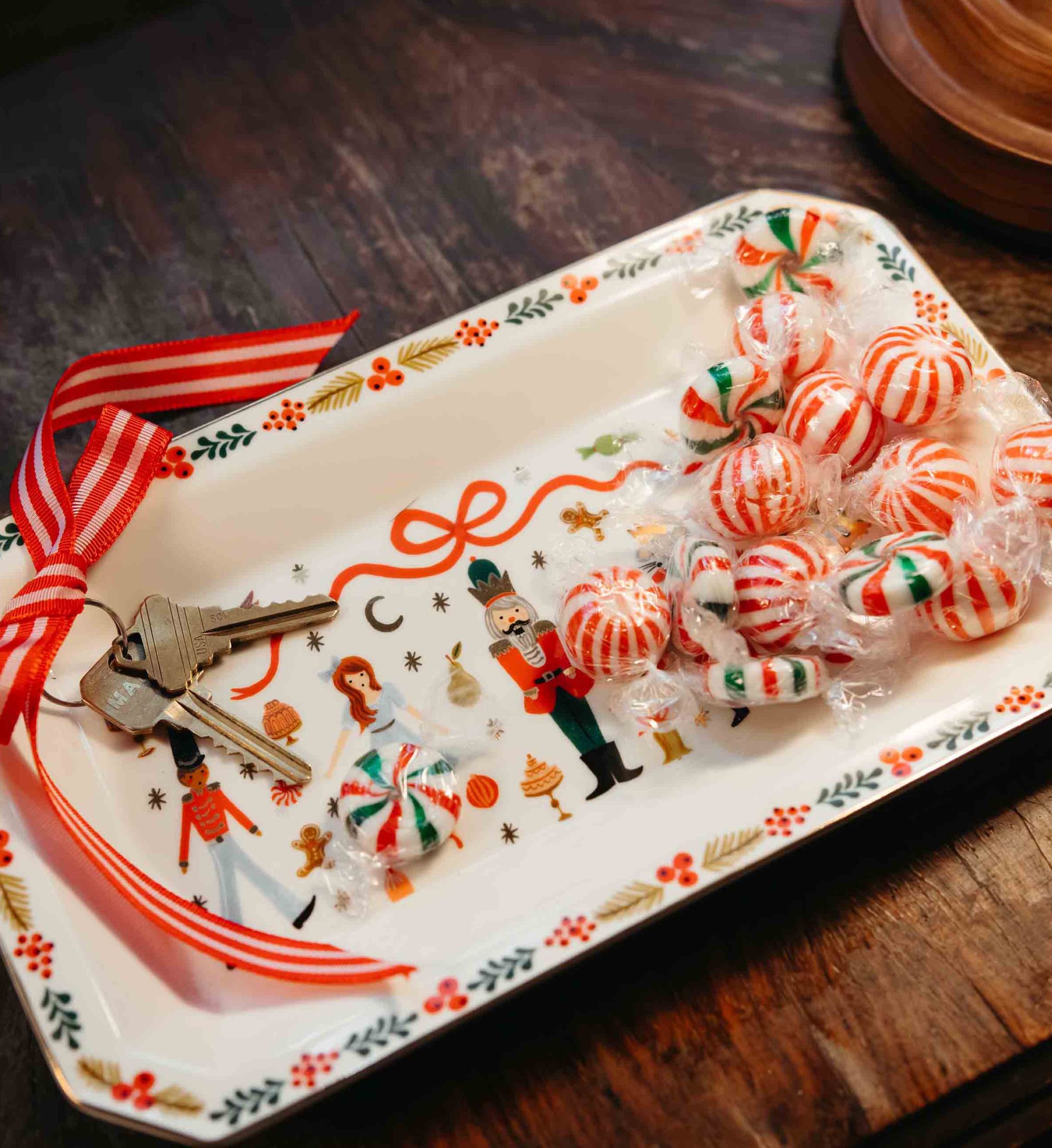 Porcelain Large Catchall Tray - Nutcracker