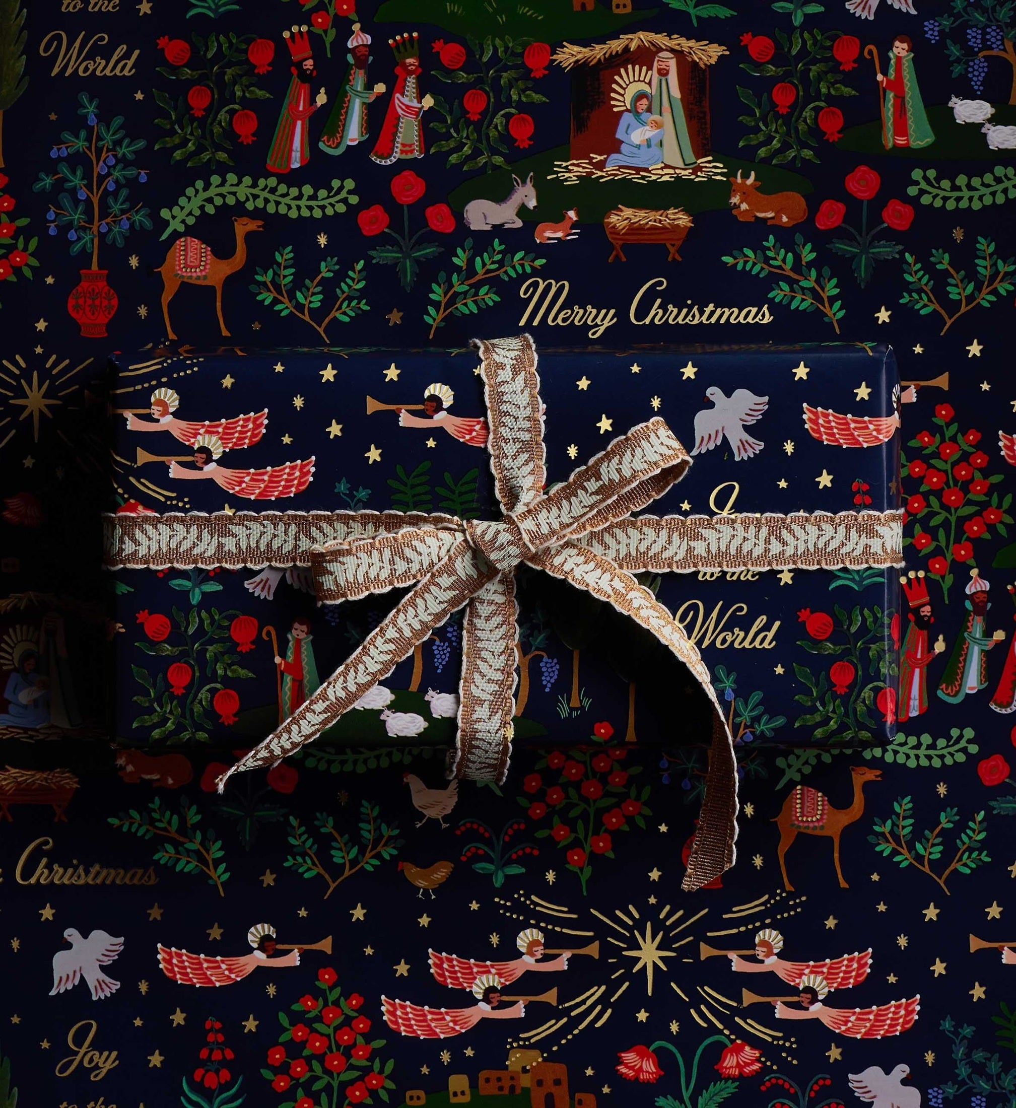 Holiday Wrapping Roll - Nativity Scene