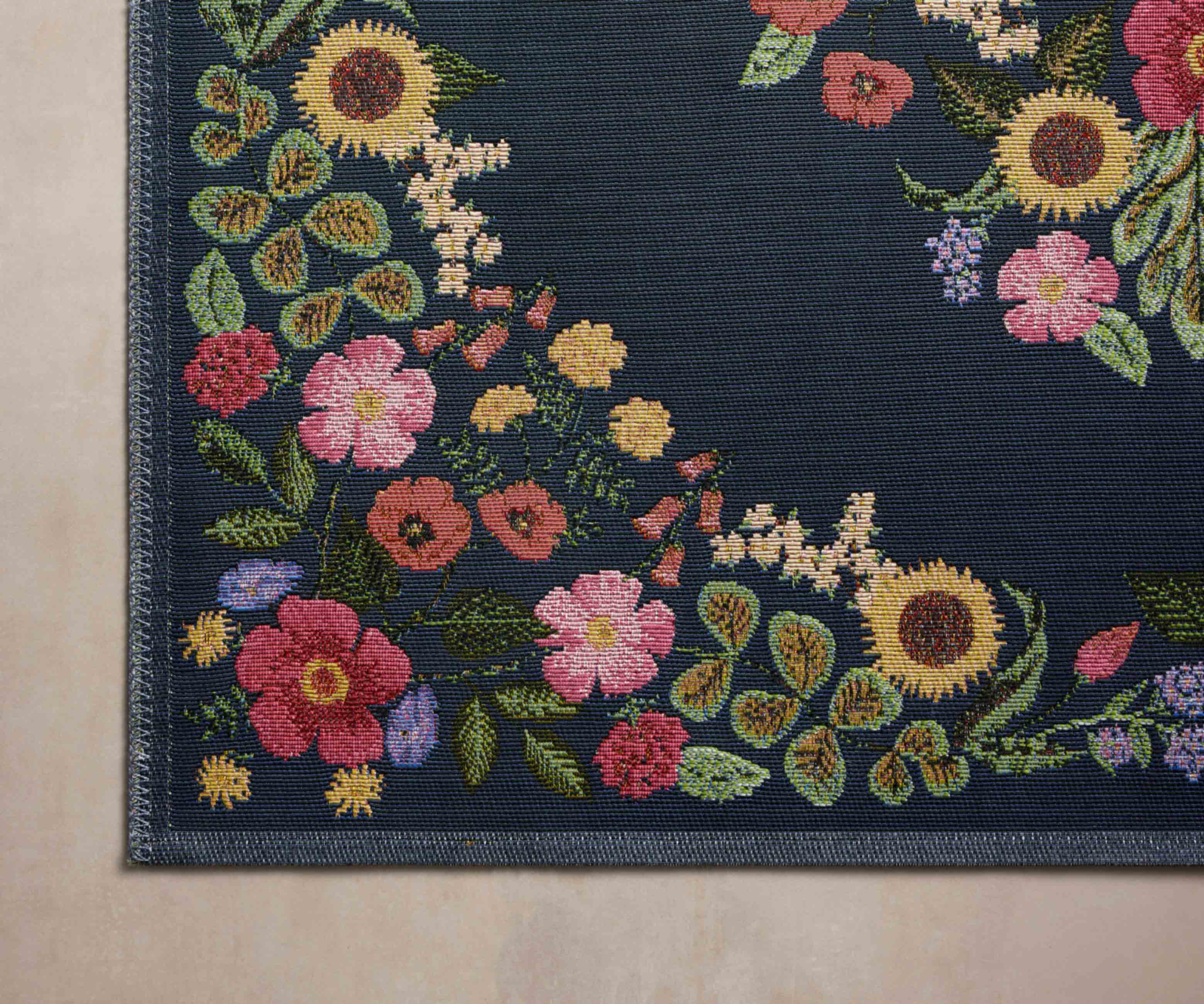  | rug228-03.jpg